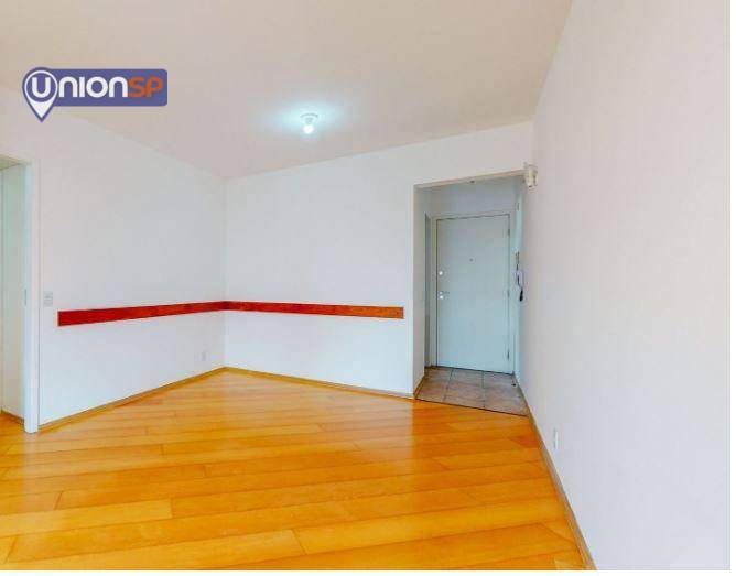 Apartamento à venda com 3 quartos, 74m² - Foto 6