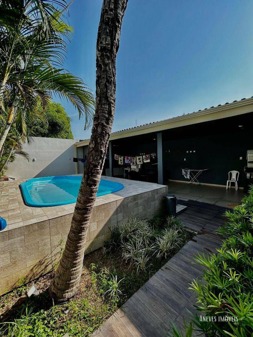 Casa à venda com 3 quartos, 360m² - Foto 7