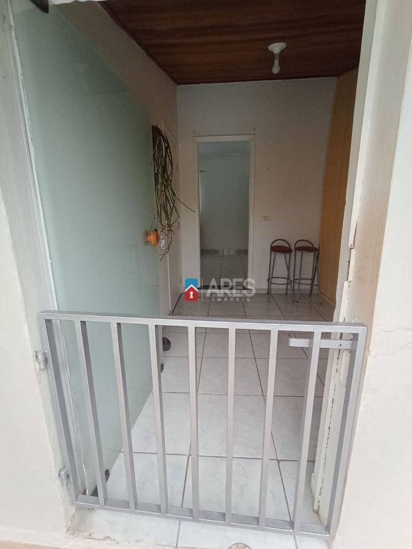 Chácara à venda com 2 quartos, 140m² - Foto 21