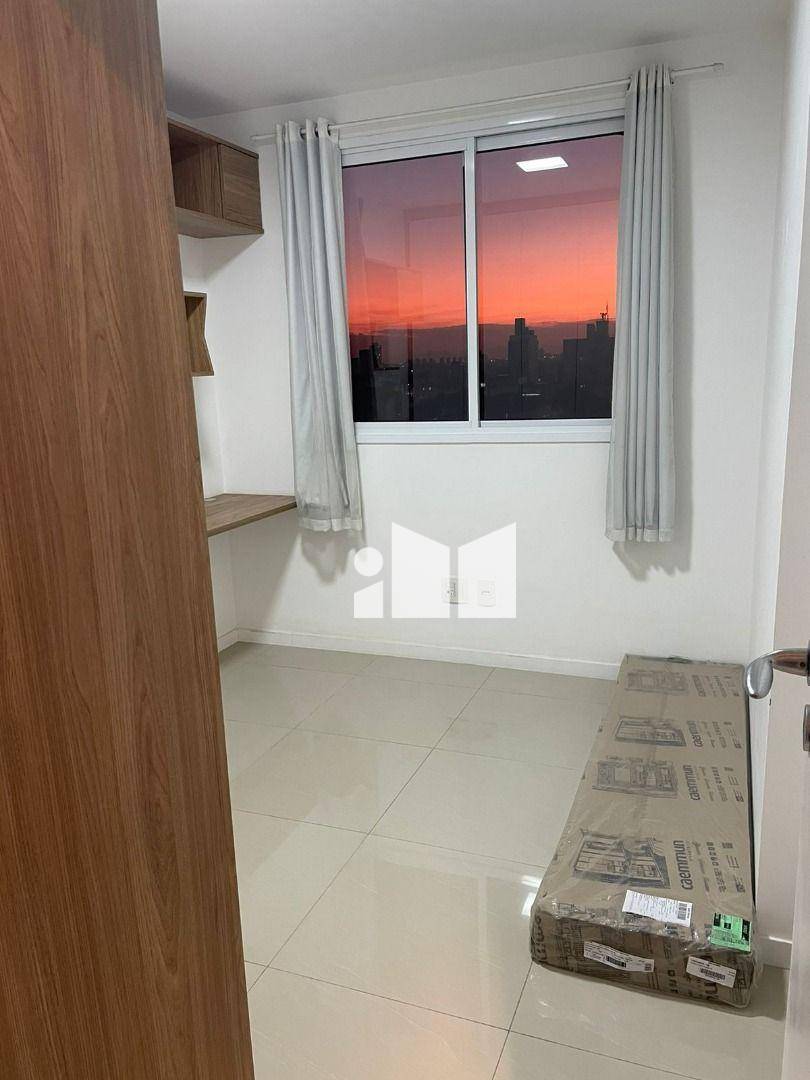 Apartamento à venda com 2 quartos, 65m² - Foto 15