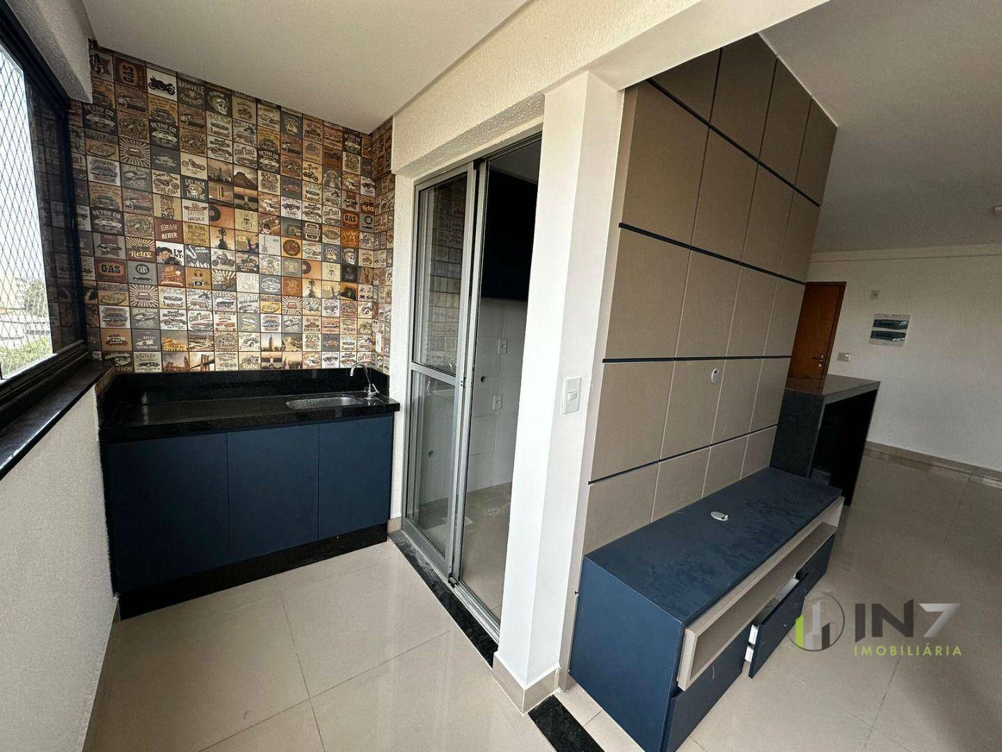 Apartamento à venda com 3 quartos, 74m² - Foto 2