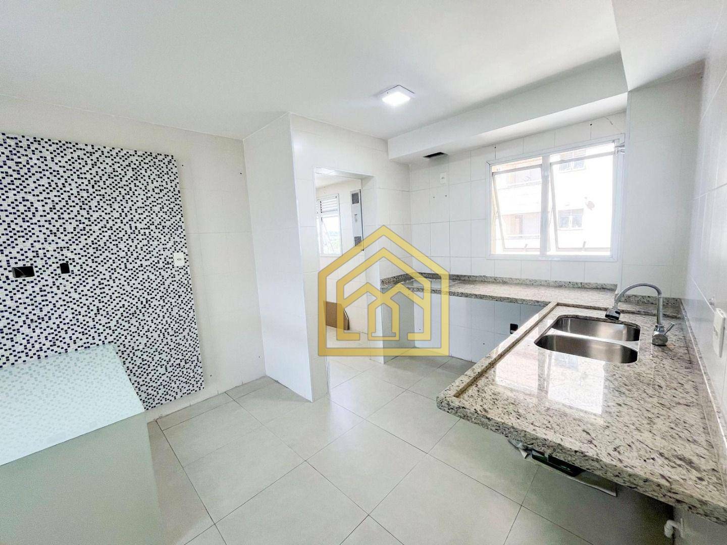 Apartamento à venda com 3 quartos, 128m² - Foto 12