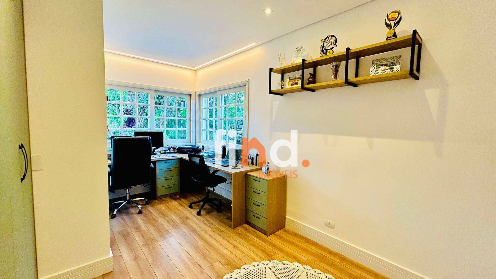 Casa de Condomínio à venda com 6 quartos, 360m² - Foto 19