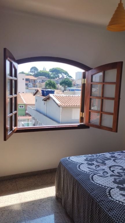 Casa à venda com 3 quartos, 180m² - Foto 16