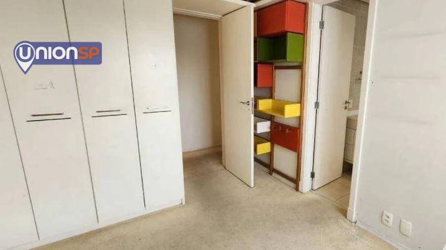 Apartamento à venda com 4 quartos, 250m² - Foto 8