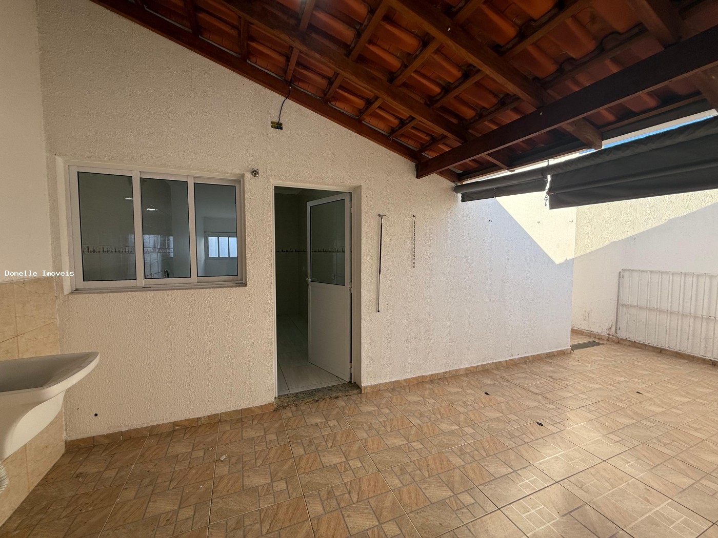 Casa para alugar com 2 quartos, 125m² - Foto 21
