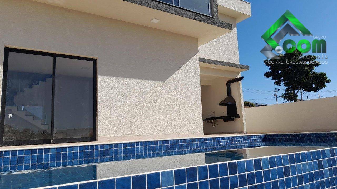 Casa à venda com 3 quartos, 221m² - Foto 9