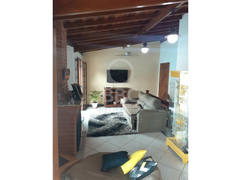 Sobrado à venda com 3 quartos, 189m² - Foto 2