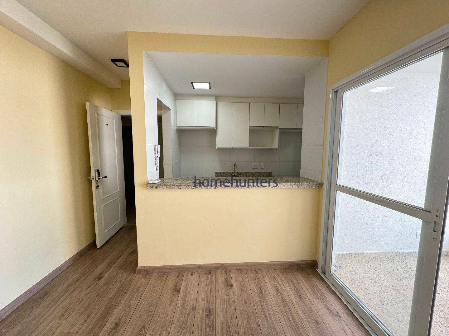 Apartamento para alugar com 2 quartos, 65m² - Foto 7