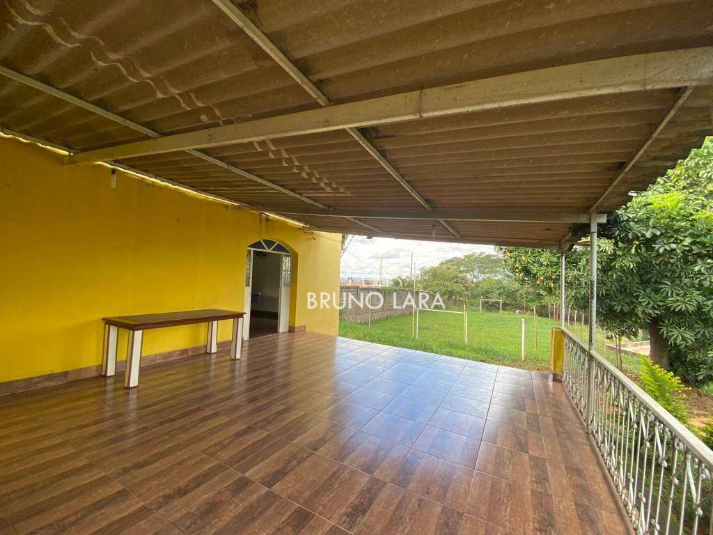 Sítio à venda com 3 quartos, 250m² - Foto 14