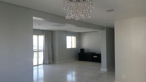 Apartamento à venda com 3 quartos, 208m² - Foto 4