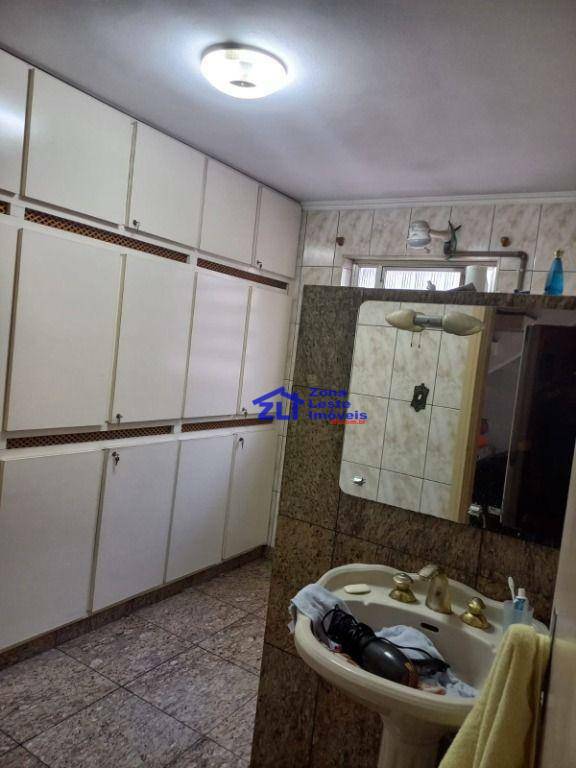 Sobrado à venda com 3 quartos, 336m² - Foto 27