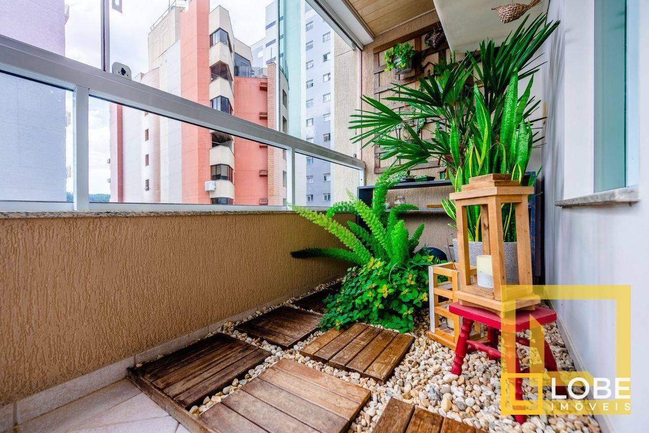 Apartamento à venda com 3 quartos, 135m² - Foto 14