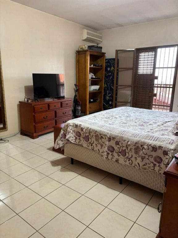 Sobrado à venda com 2 quartos, 200m² - Foto 9