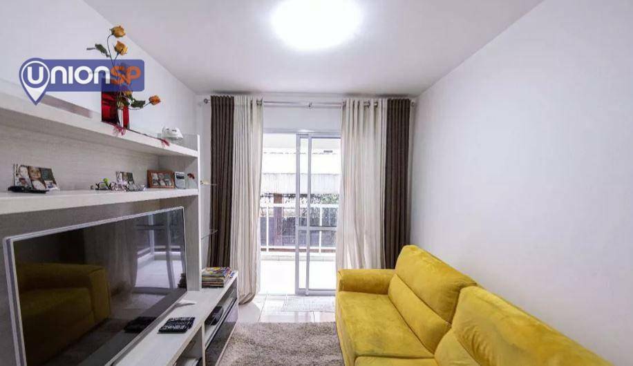 Apartamento à venda com 3 quartos, 82m² - Foto 2