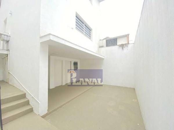 Sobrado à venda com 3 quartos, 224m² - Foto 11