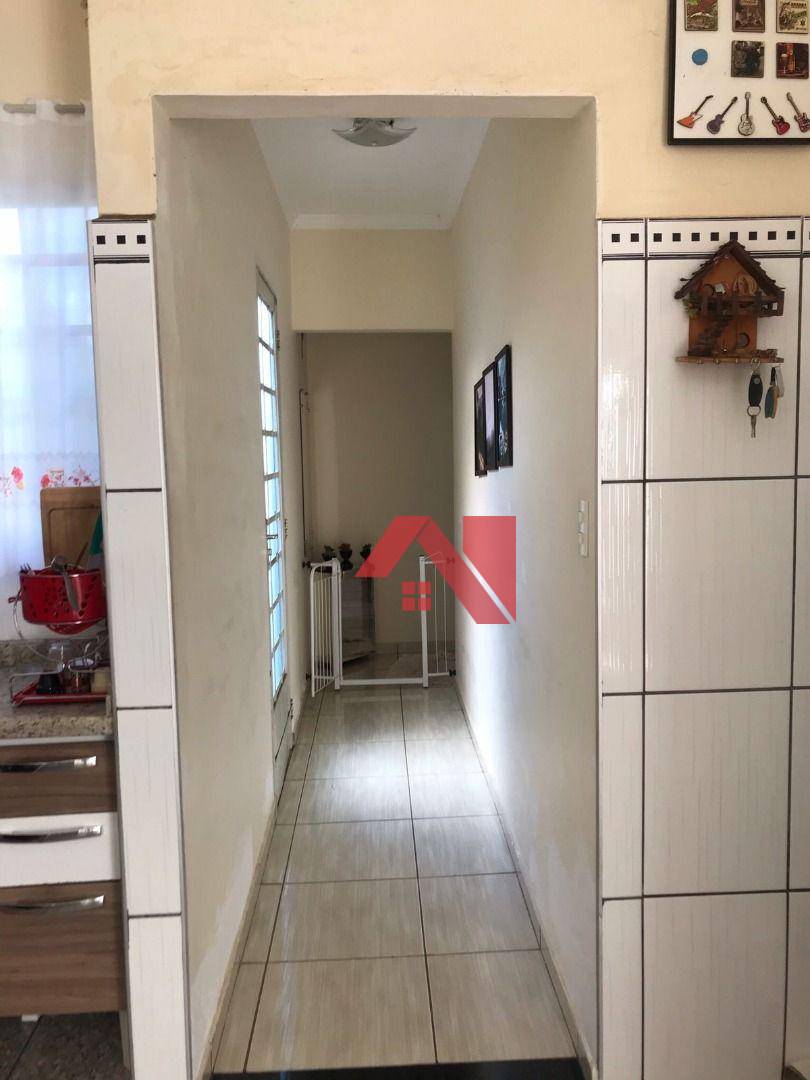 Casa à venda com 3 quartos, 174m² - Foto 24