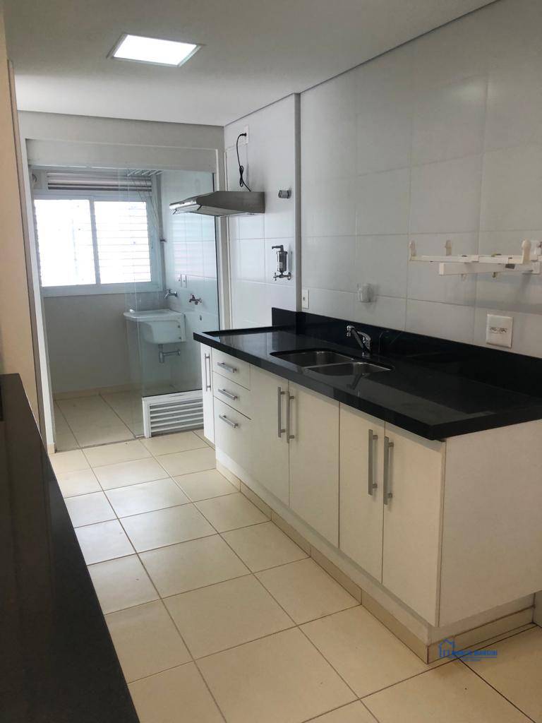 Apartamento para alugar com 3 quartos, 105m² - Foto 31