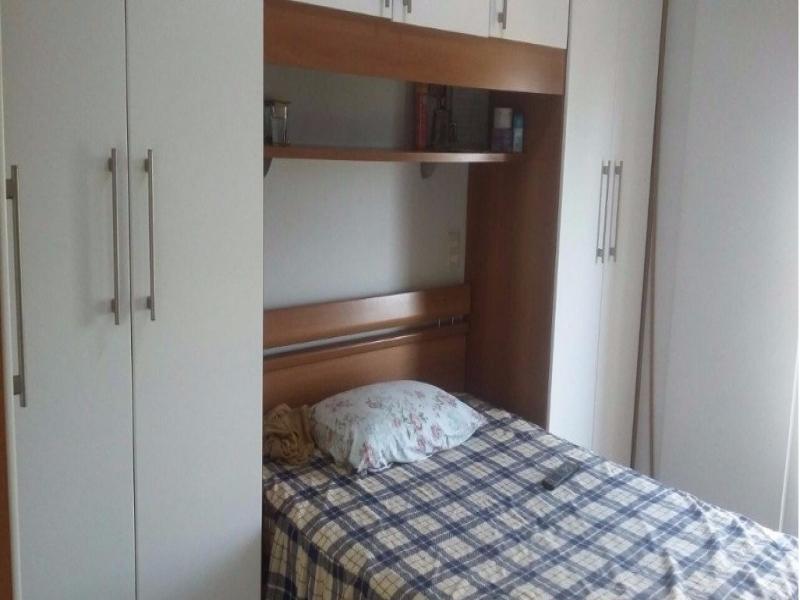 Apartamento à venda com 2 quartos, 60m² - Foto 4