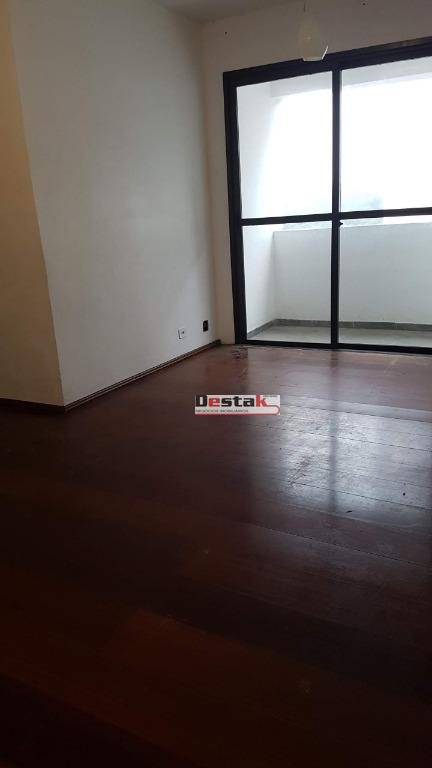 Apartamento à venda com 2 quartos, 55m² - Foto 11