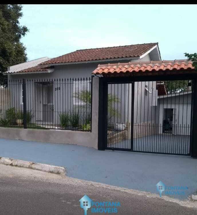 Casa à venda com 2 quartos, 84m² - Foto 1