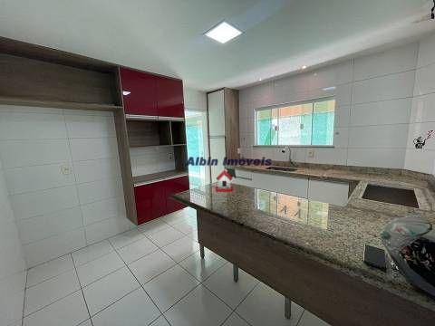 Casa à venda com 3 quartos, 200m² - Foto 17