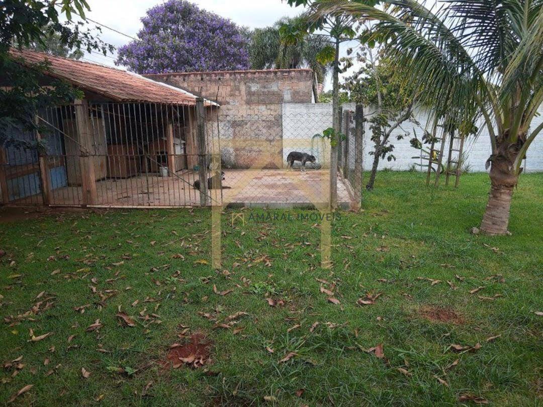 Chácara à venda com 2 quartos, 150m² - Foto 6