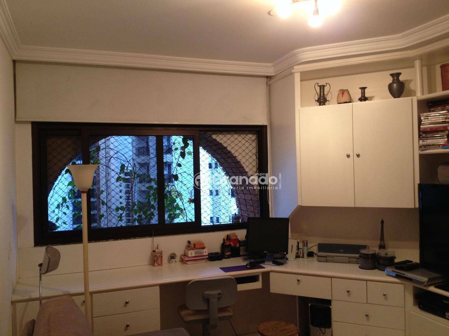 Apartamento à venda com 3 quartos, 147m² - Foto 13