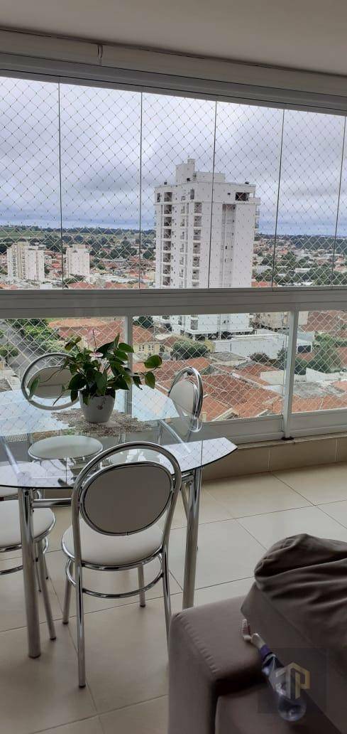 Apartamento à venda com 3 quartos, 94m² - Foto 18