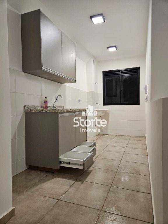 Apartamento para alugar com 2 quartos, 56m² - Foto 5