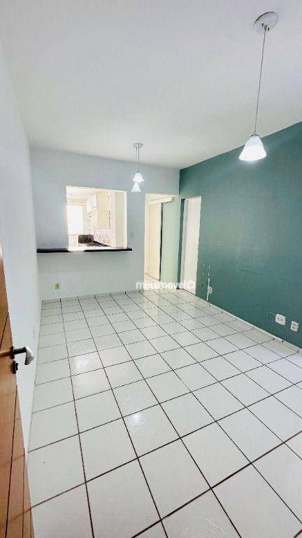 Apartamento à venda com 2 quartos, 51m² - Foto 2