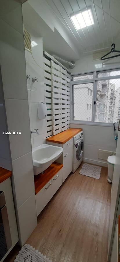 Apartamento à venda com 2 quartos, 64m² - Foto 44