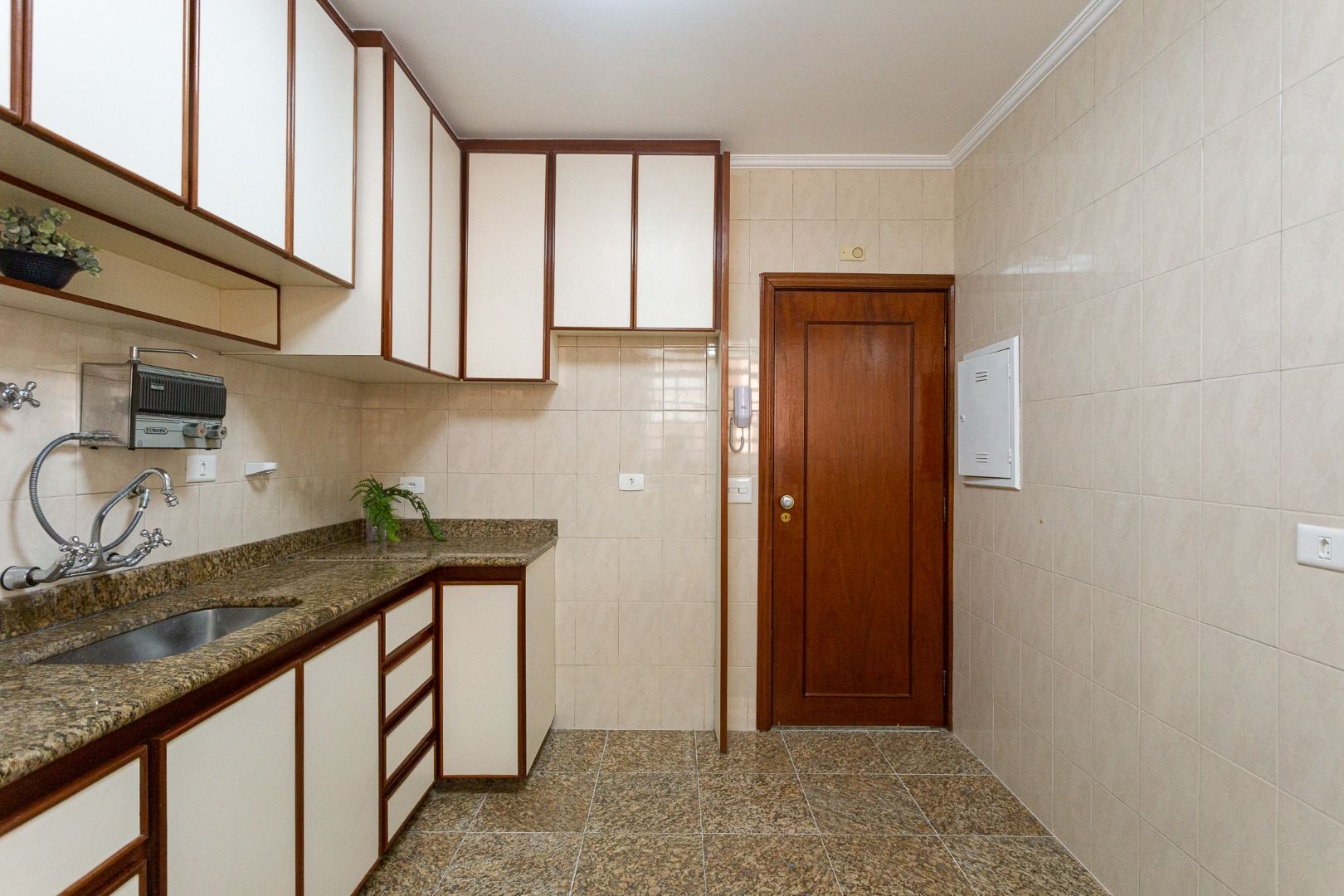 Apartamento à venda com 2 quartos, 87m² - Foto 6