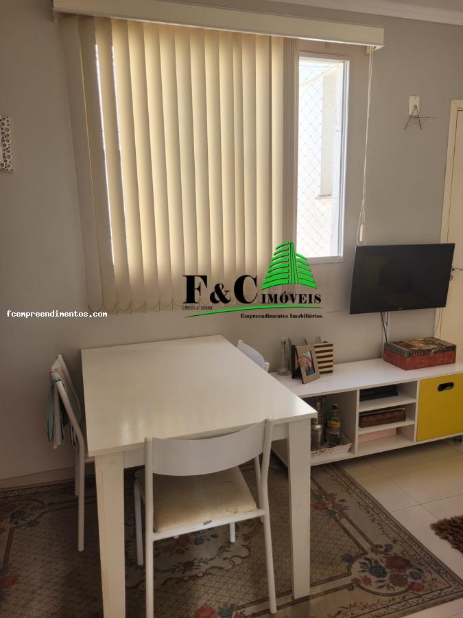 Apartamento à venda com 2 quartos, 42m² - Foto 18