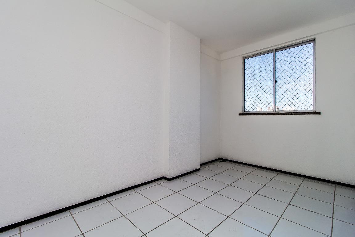 Apartamento para alugar com 2 quartos, 55m² - Foto 6