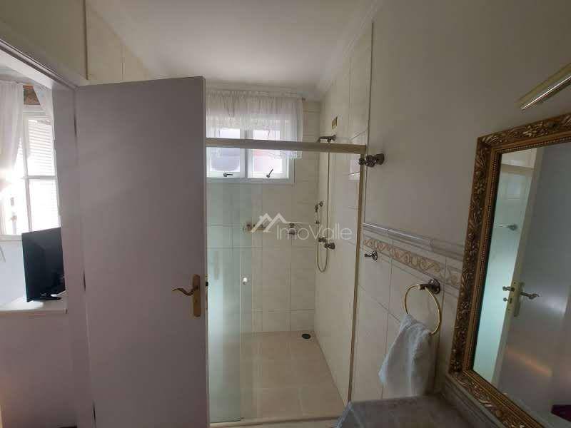 Casa de Condomínio à venda com 4 quartos, 600m² - Foto 38