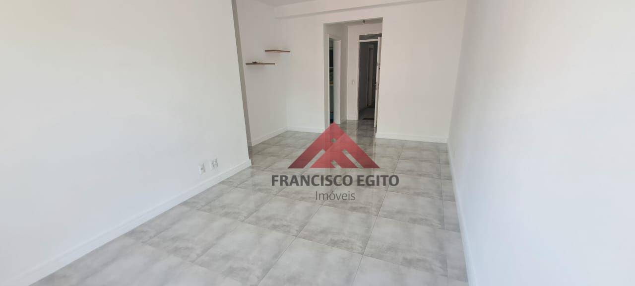 Apartamento para alugar com 3 quartos, 84m² - Foto 3