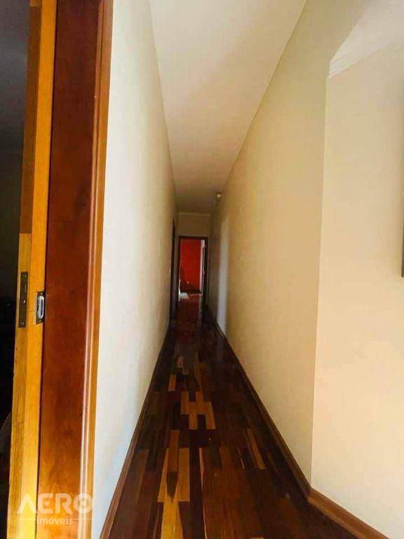 Casa à venda com 4 quartos, 278m² - Foto 9