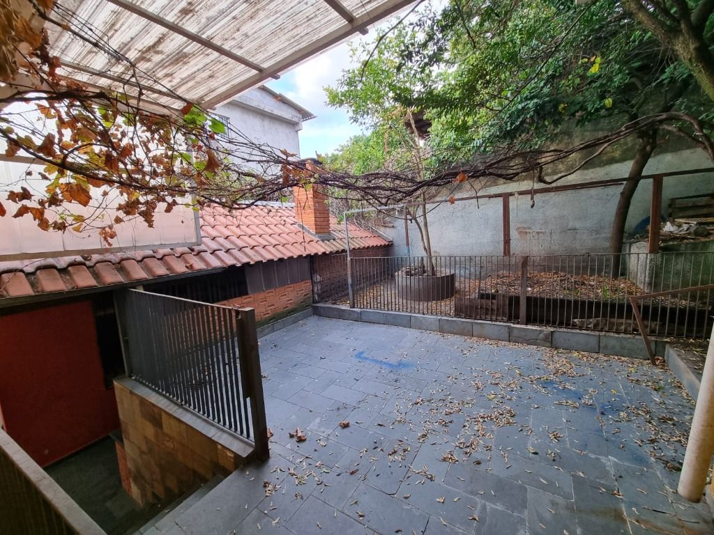 Casa à venda com 4 quartos, 150m² - Foto 8