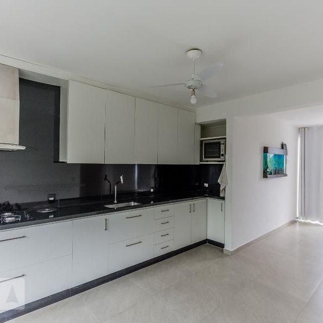 Casa à venda com 6 quartos, 450m² - Foto 19