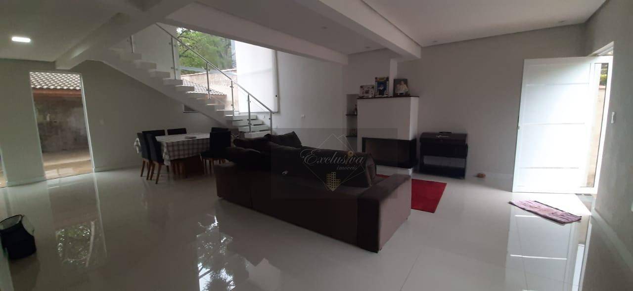 Casa à venda com 3 quartos, 330m² - Foto 6