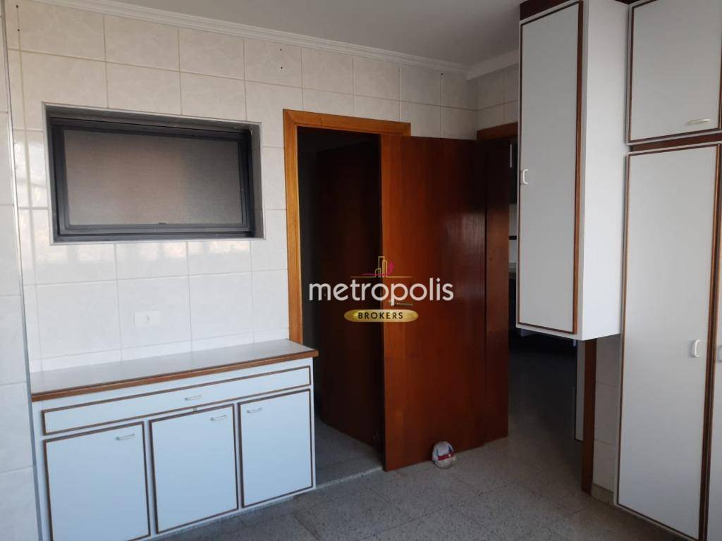 Apartamento à venda com 4 quartos, 250m² - Foto 28