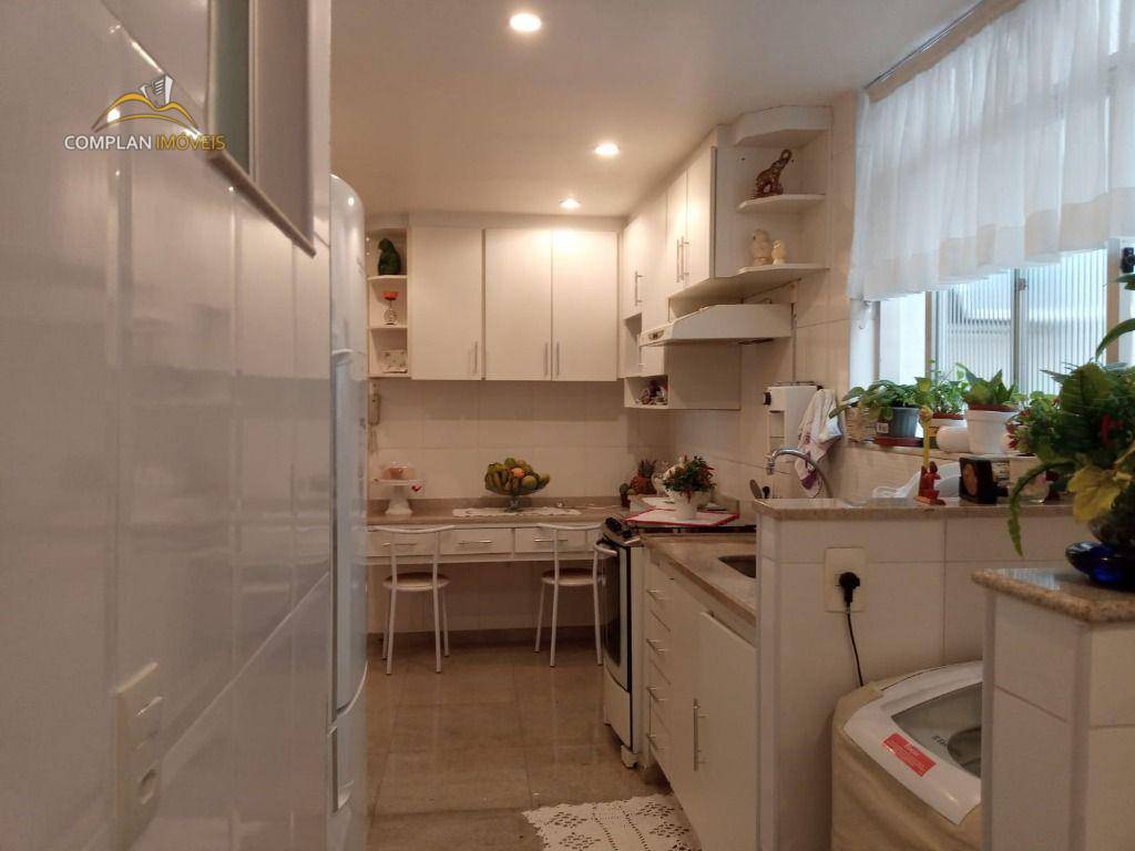 Apartamento à venda com 2 quartos, 85m² - Foto 23