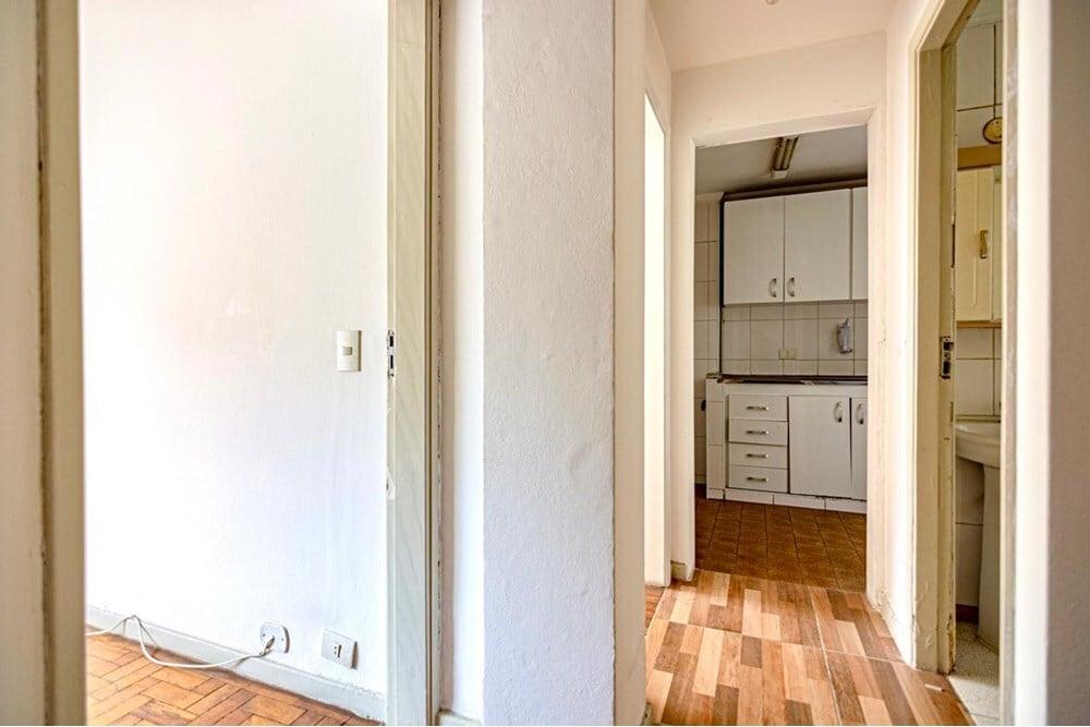 Apartamento à venda com 2 quartos, 64m² - Foto 9