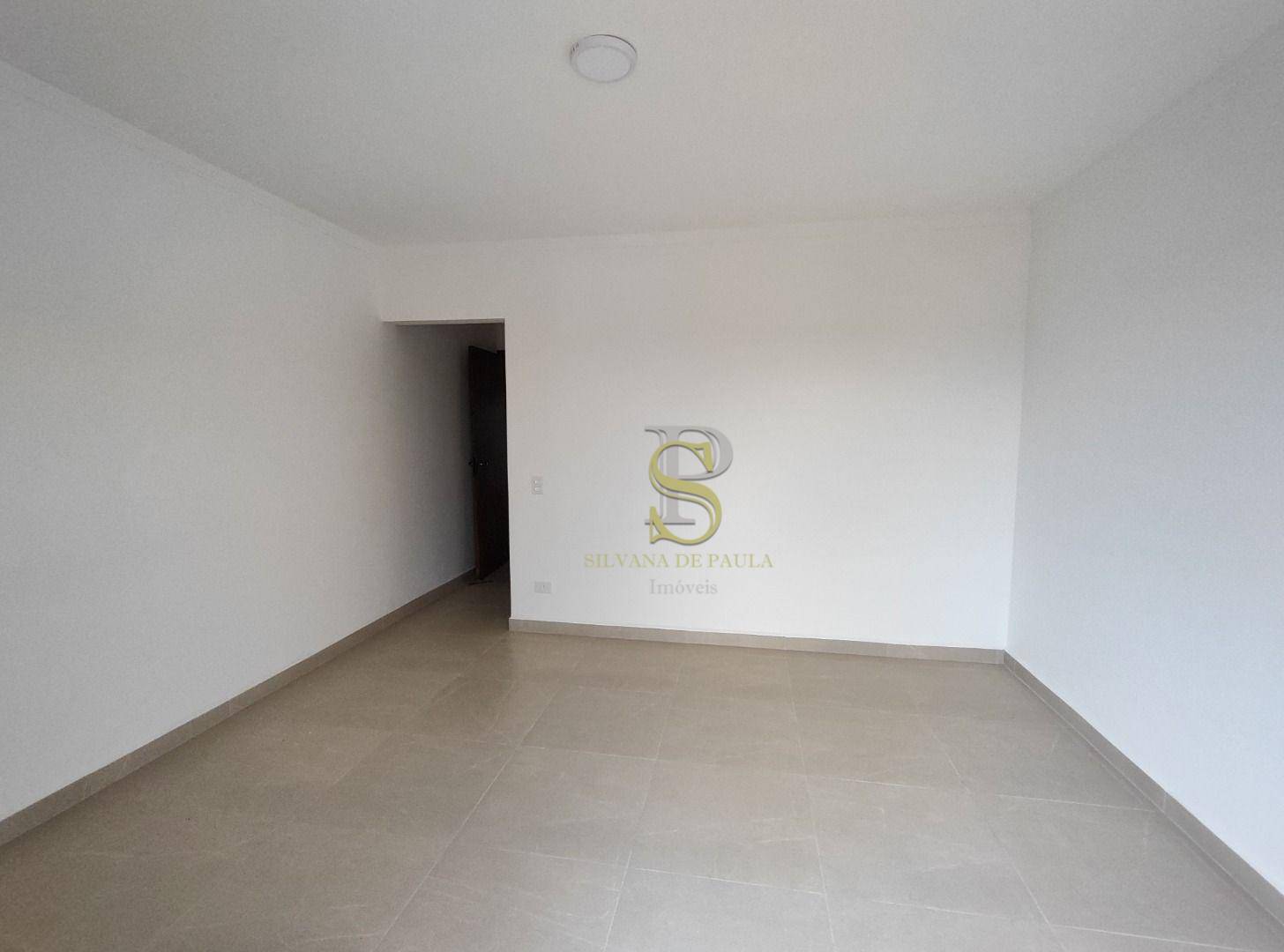 Casa para alugar com 3 quartos, 120m² - Foto 11