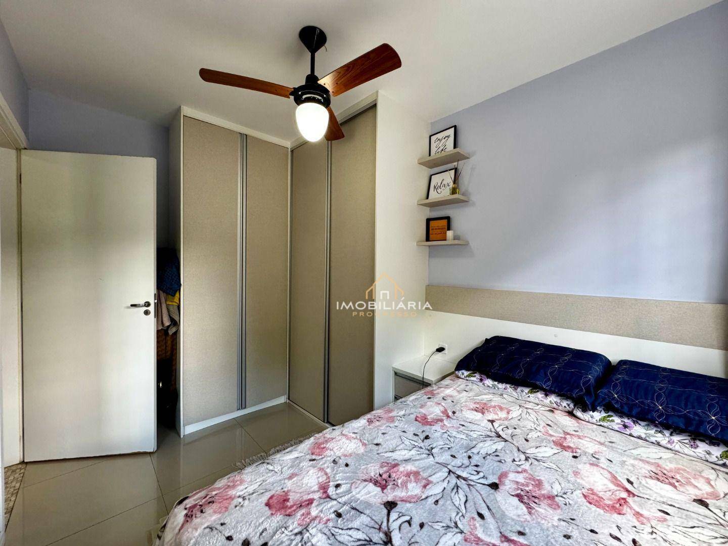 Apartamento à venda com 2 quartos, 80m² - Foto 25