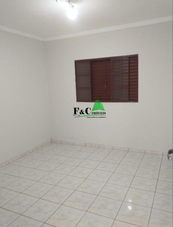 Casa à venda com 2 quartos, 250m² - Foto 7