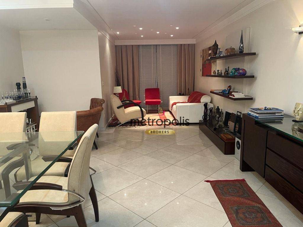 Apartamento à venda com 4 quartos, 150m² - Foto 1