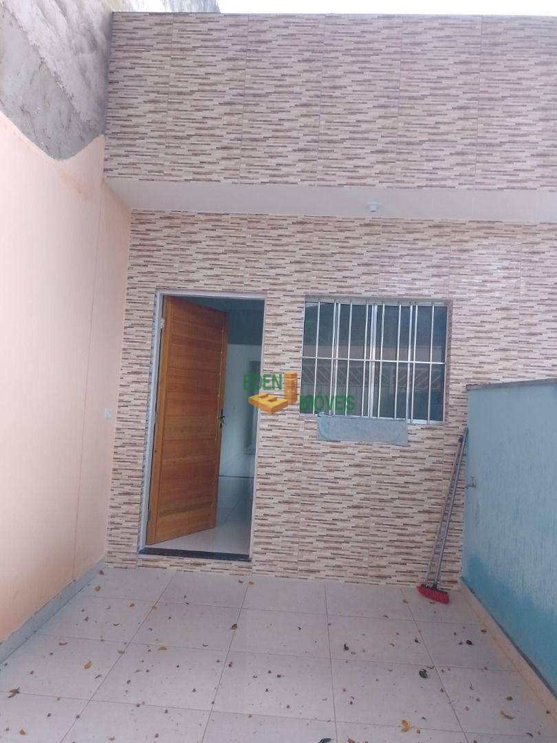 Casa à venda com 2 quartos, 180M2 - Foto 2