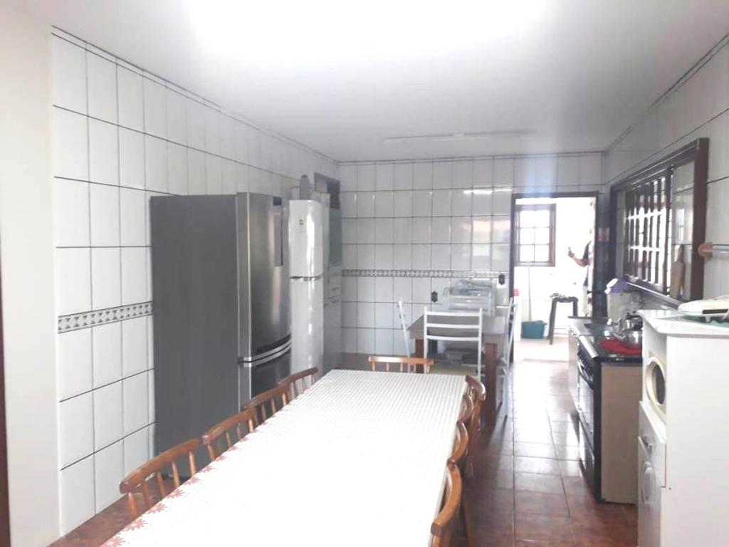 Casa à venda com 7 quartos, 330m² - Foto 16